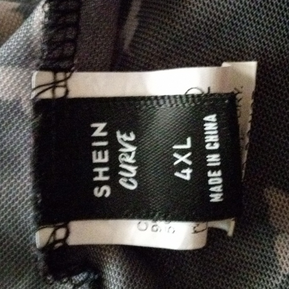 SHEIN - Picture 3 of 5